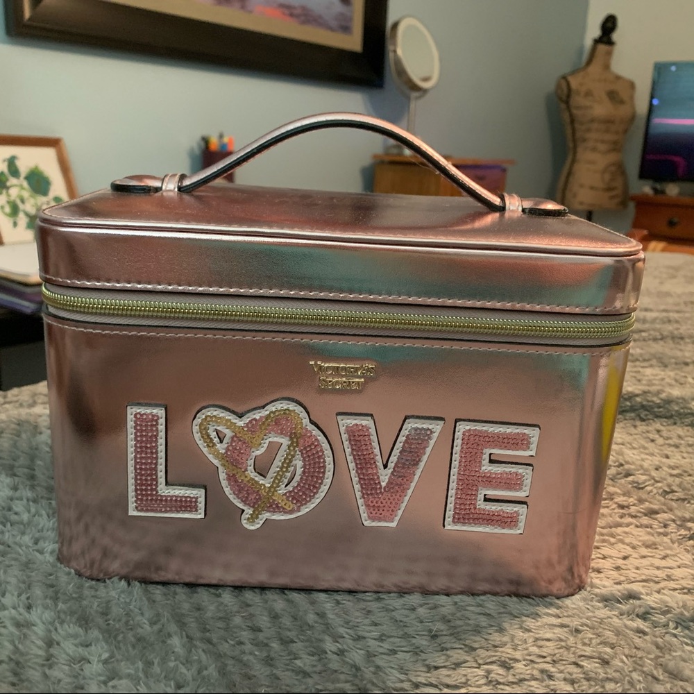 Cosmetic Case